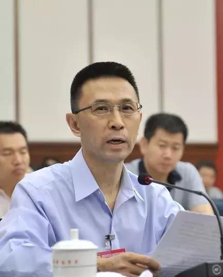 罗永章.jpg